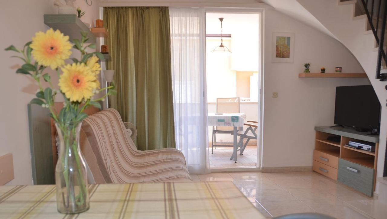 Apartman Ananda Bol - 2 Bedrooms, 7 Beds 외부 사진
